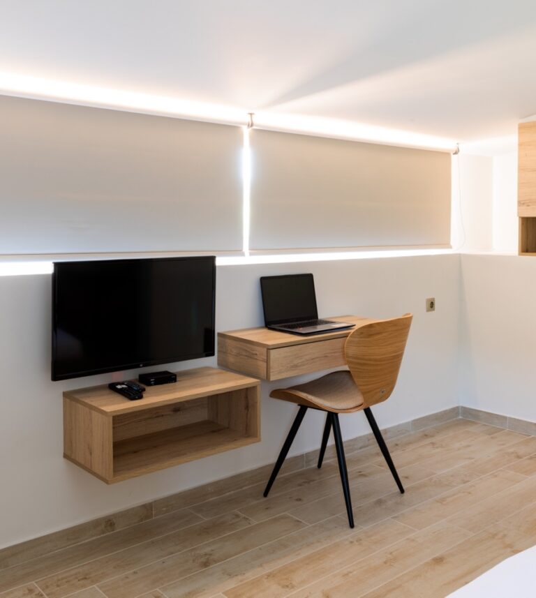 villas desk