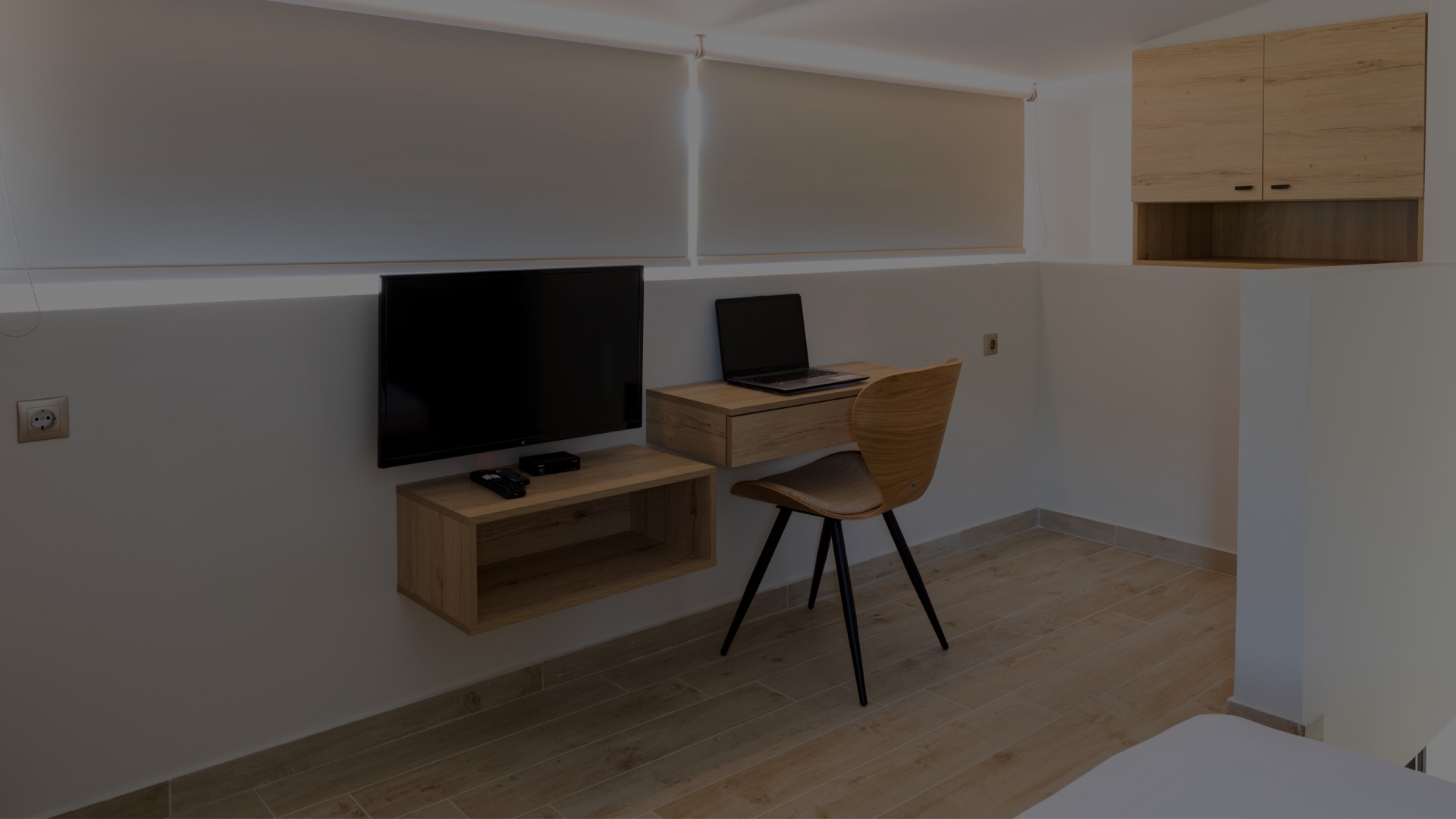 villas desk